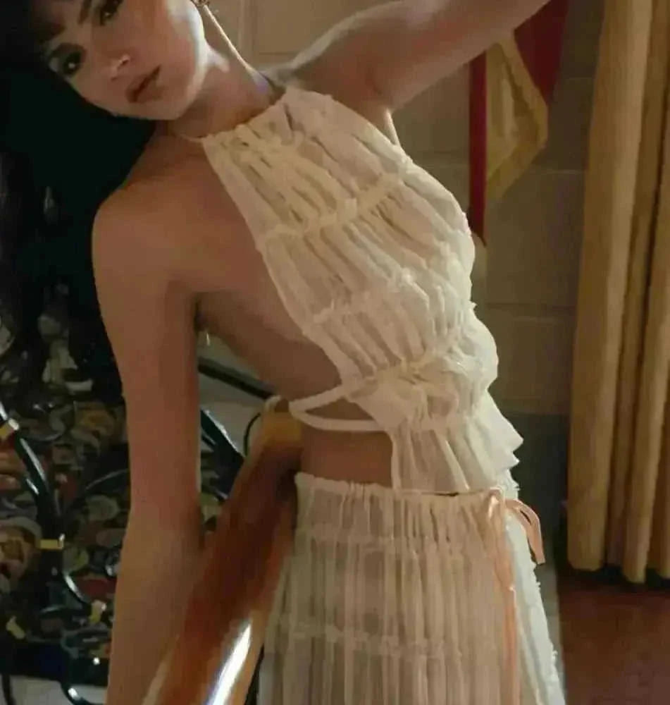 2pcs Women's Dress Suit Sexy Sleeveless Backless Cropped Halter Top And Pleated Long Skirt Beach Clothing - view 15...