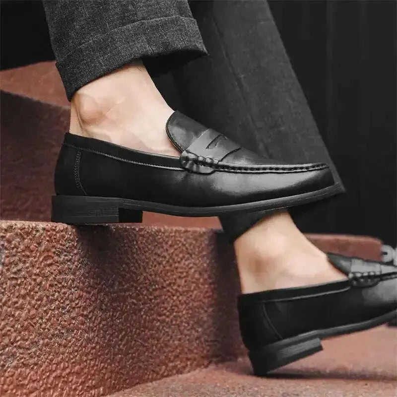 Casual Leather Shoes Men's Soft Bottom Slip-on - Meifu Market