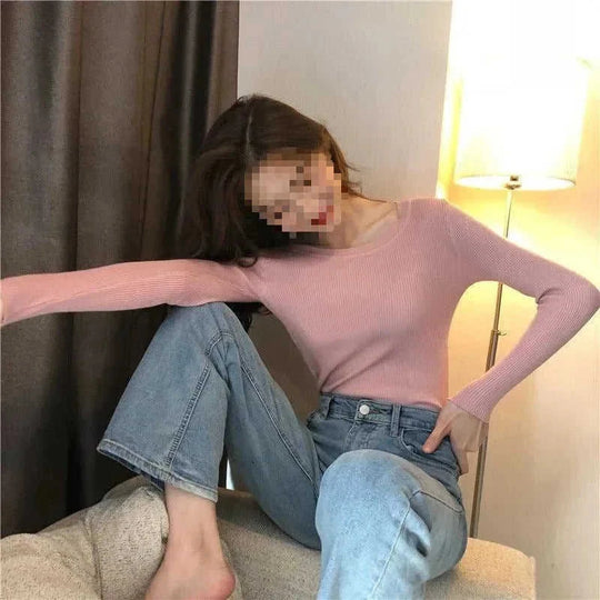 ultra-fine merino wool | slim-fit turtleneck sweater | lightweight thermal layer | energy saving