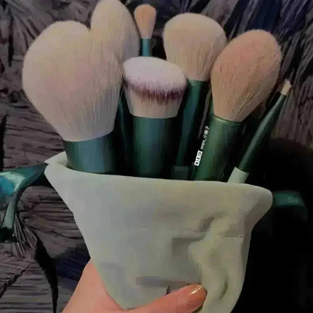 13pcs Professional Makeup Brush Set - Concealer Blush Powder Brushes - packaging and box showing best makeup brushes for b...