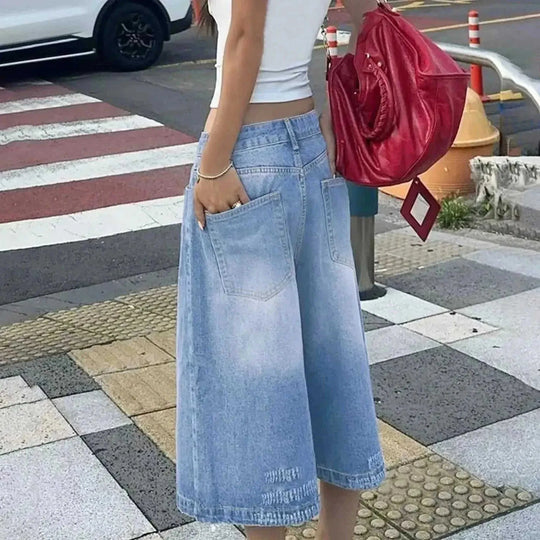 stretchable denim shorts | high-waisted denim shorts | distressed denim shorts | ultrasonic cleaning
