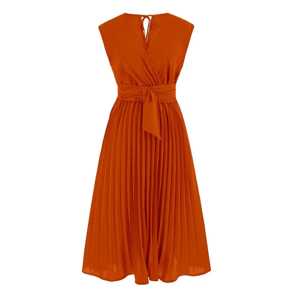 sleeveless v-neck dress | lace-up summer dress | slim-fit pleated dress | energy saving