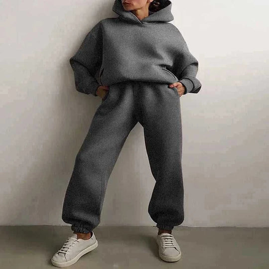 fleece-lined hoodie set | oversized hoodie and sweatpants set | loungewear two-piece outfit | energy saving