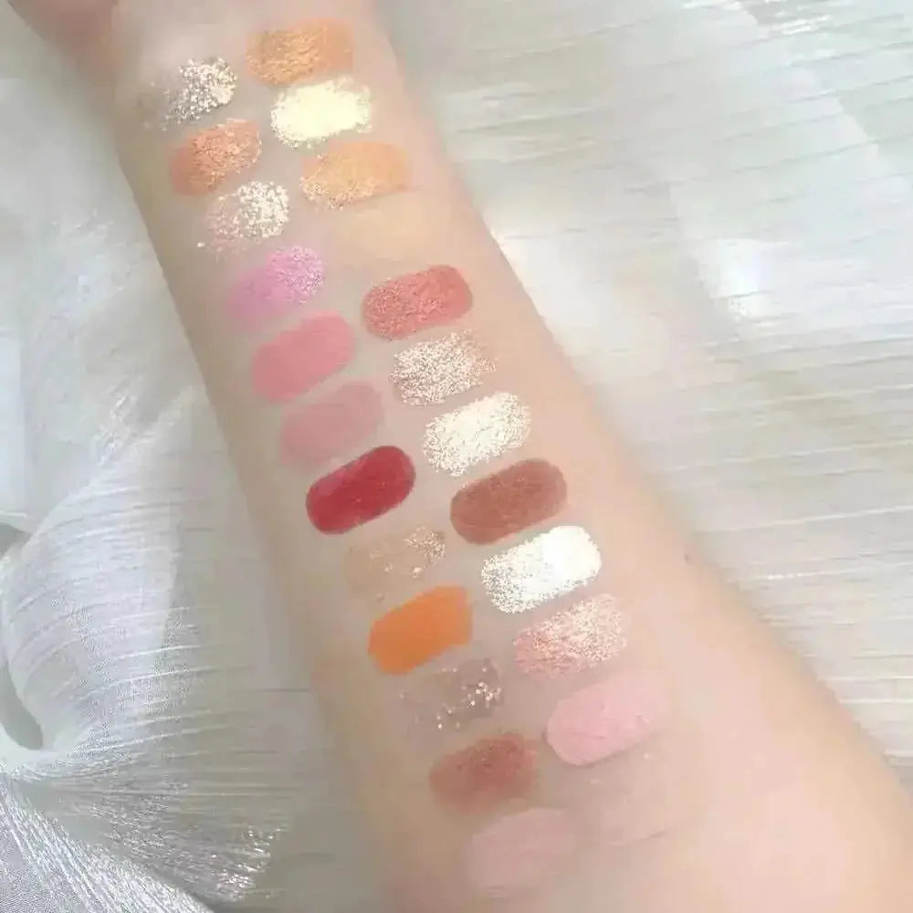 color eyeshadow palette | cruelty-free vegan makeup | long-lasting pigmented eyeshadow | ultrasonic cleaning