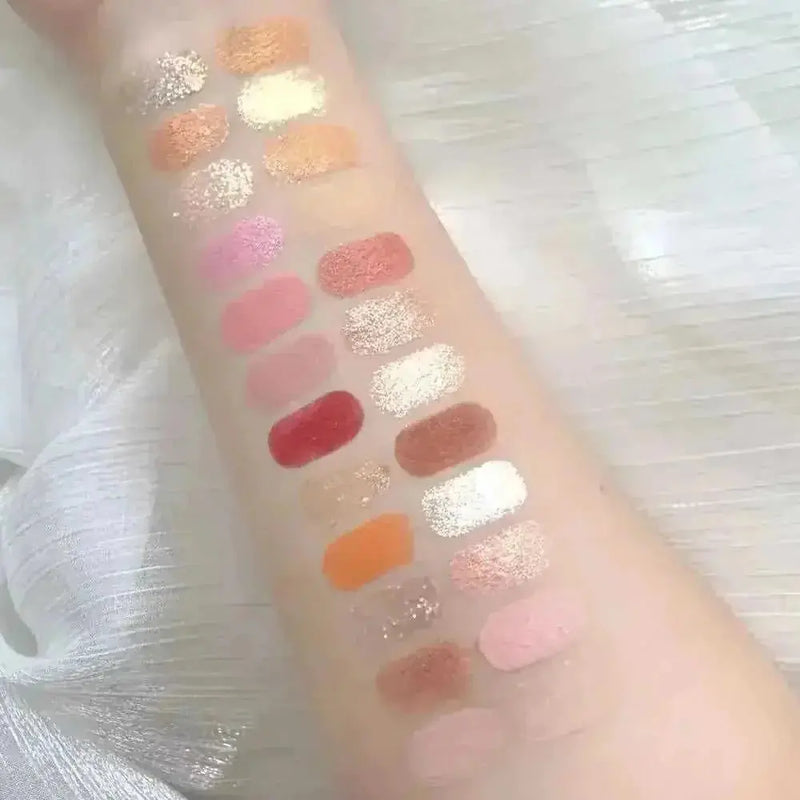 color eyeshadow palette | cruelty-free vegan makeup | long-lasting pigmented eyeshadow | ultrasonic cleaning