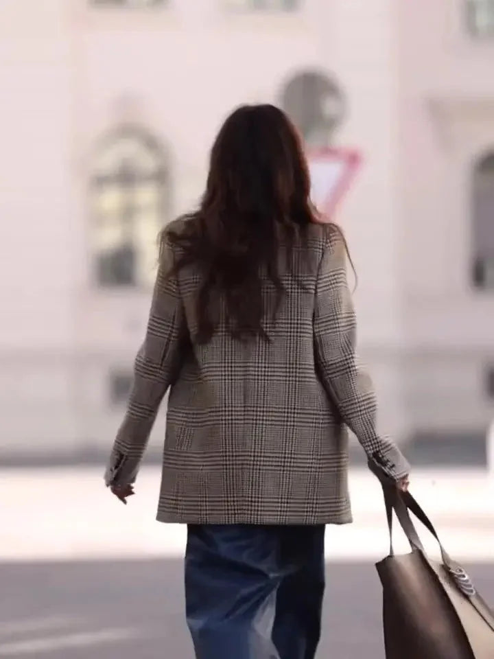 stretchable wool blend fabric | slim fit blazer for women | machine washable blazer jacket | energy saving