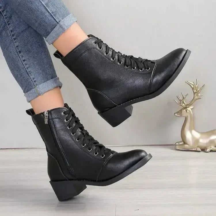 British Style Women's Casual Trend High-top Zipper Fashion Leather Boots 40 - close-up detail shot