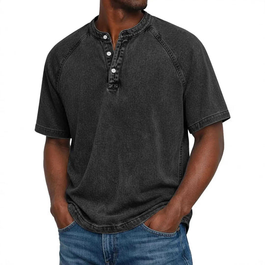 Distressed Crewneck Short-sleeve T-shirt XL - in use demonstration