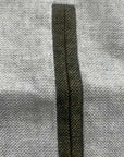 A Simple And Casual British Style Vest In Contrasting Colors For Men Without Straps - close-up detail (pattern: solid,...