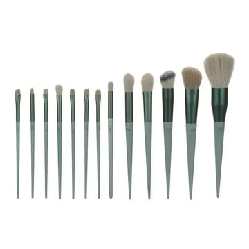 professional makeup brushes | vegan makeup brushes | cruelty-free cosmetic tools | energy saving
