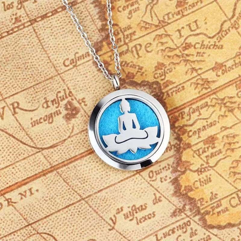 Aromatherapy Essential Oil Diffuser Necklaces - Buddha Locket Pendants 