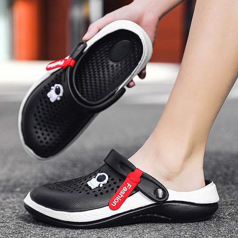 Brand Men Sandals Lightweight EVA Hole Casual Shoes Man Clogs Lovers 