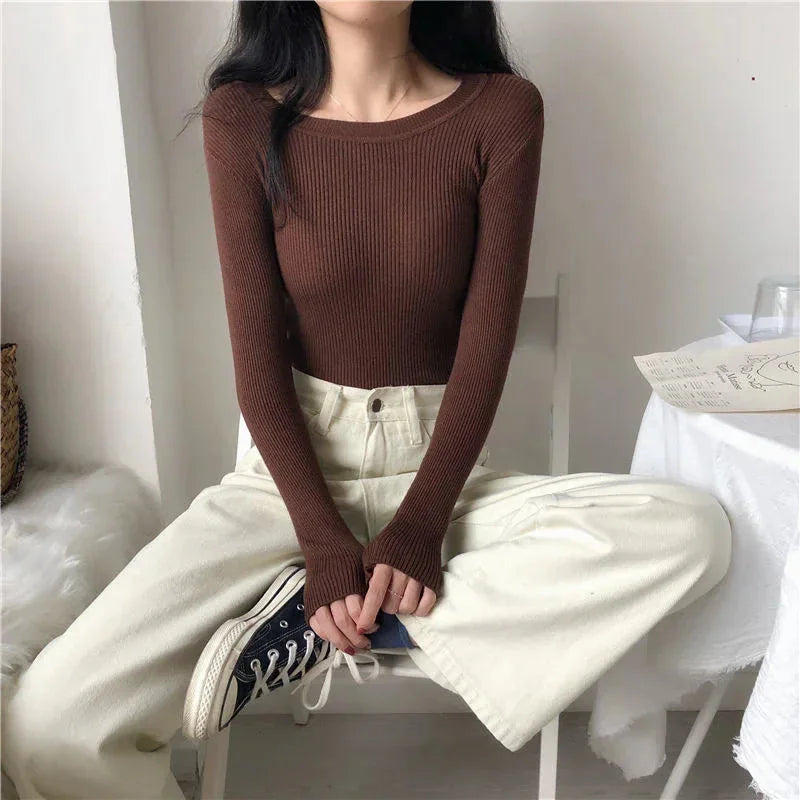 ultra-fine merino wool | slim-fit turtleneck sweater | lightweight thermal layer | energy saving