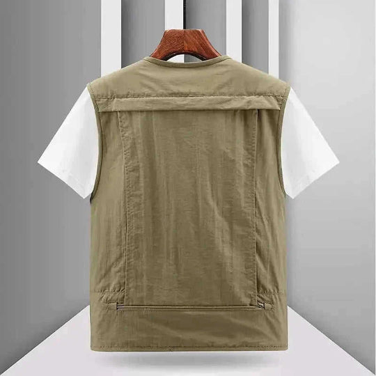 large capacity vest | waterproof nylon material | multiple storage pockets | ultrasonic cleaning