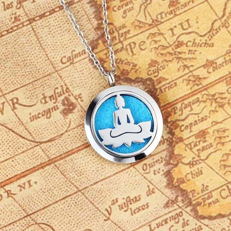 Aromatherapy Essential Oil Diffuser Necklaces - Buddha Locket Pendants - Meifu Market