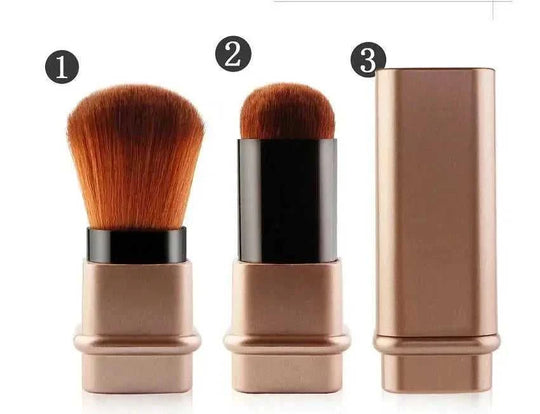 Portable Single Makeup Brush Silver - close-up detail shot