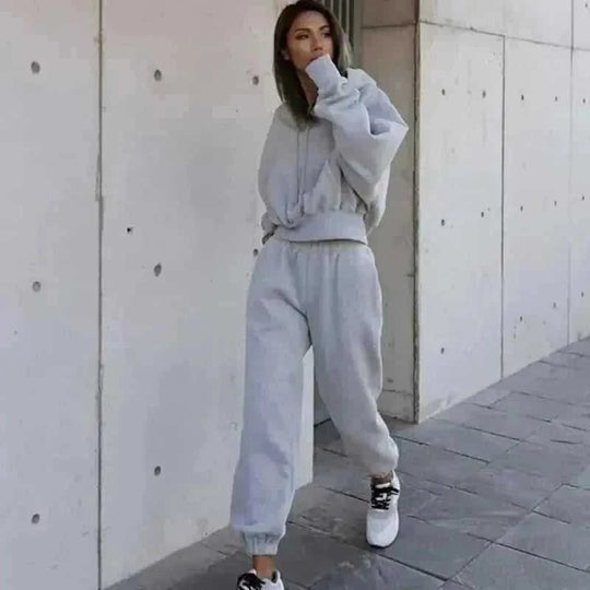 warm fleece lining | oversized hoodie coat | breathable fabric blend | energy saving