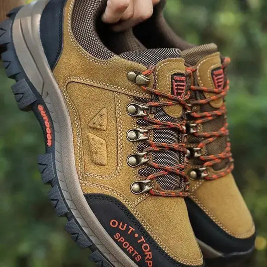 Men's Outdoor Hiking Shoes - Non-Slip Wear-Resistant Sneakers for Trail Running & Camping