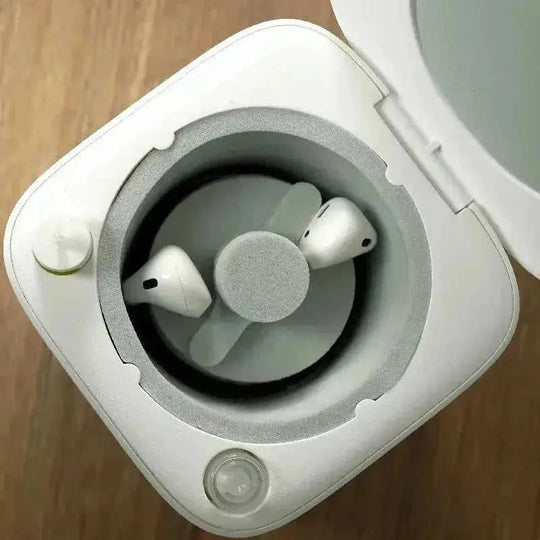Multi-Function Earphones Cleaner Kit Cardlax Airpods Washer-automatic Cleaning Tool For Airpods White - texture and materi...