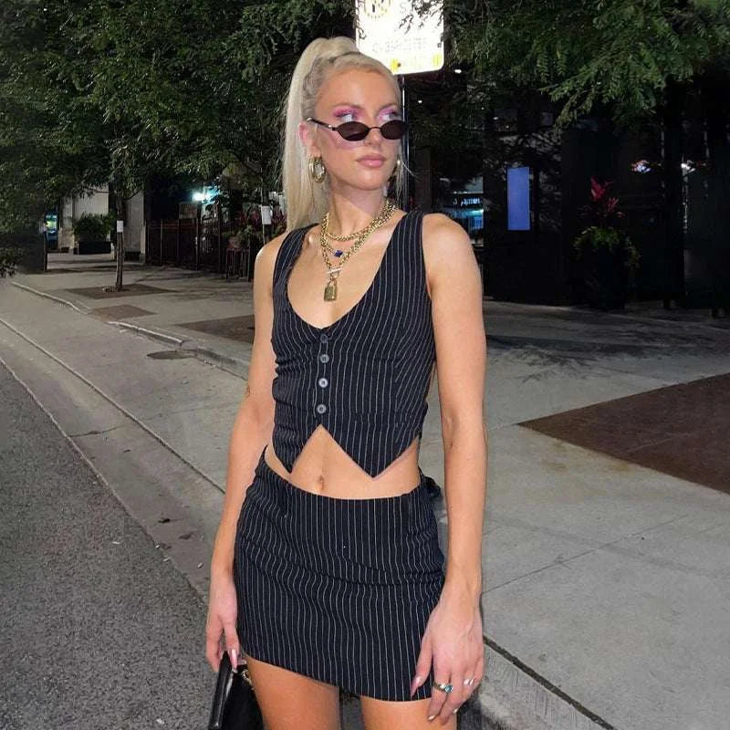 solid color crop vest | versatile shorts set | breathable fabric vest | ultrasonic cleaning